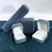 Elegant Solid Color Flannel Jewelry Boxes main image 3