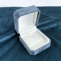 Elegant Solid Color Flannel Jewelry Boxes sku image 2