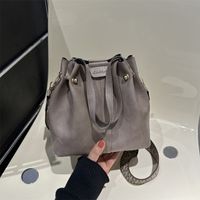 Women's Pu Leather Solid Color Classic Style String Shoulder Bag main image 3