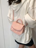 Femmes Faux Cuir Couleur Unie Mignon Fil À Coudre Couvercle Rabattable Sac À Main main image 6