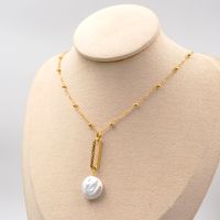 Freshwater Pearl Titanium Steel Gold Plated Vintage Style Baroque Style Chain Round Pendant Necklace main image 3