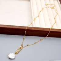 Freshwater Pearl Titanium Steel Gold Plated Vintage Style Baroque Style Chain Round Pendant Necklace main image 4