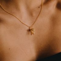Kupfer Vergoldet Elegant Einfacher Stil Strassenmode Inlay Tintenfisch Perle Halskette Mit Anhänger main image 5