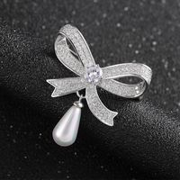 Sweet Bow Knot Copper Inlay Zircon Women's Brooches main image 3