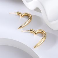 1 Pair Simple Style Heart Shape Plating Inlay Copper Rhinestones 18K Gold Plated Ear Studs main image 1