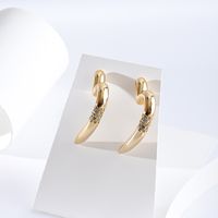 1 Paire Style Simple Forme De Cœur Placage Incruster Le Cuivre Strass Plaqué Or 18K Boucles D'Oreilles main image 5