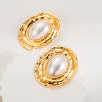 1 Pair Elegant Luxurious Oval Inlay Carving Alloy Pearl Gold Plated Silver Plated Ear Studs main image 3