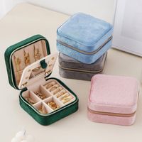Classical Solid Color Flannel Jewelry Boxes main image 1