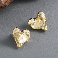 1 Pair Simple Style Heart Shape Copper Ear Studs main image 1