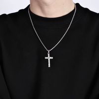 Titan Stahl IG-Stil Einfacher Stil Kreuzen Inlay Zirkon Halskette Mit Anhänger main image 1