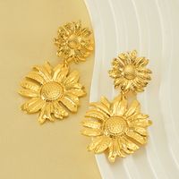 1 Pair Simple Style Flower Stainless Steel 18K Gold Plated Drop Earrings main image 6