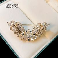 IG Style Shiny Leaf Flower Butterfly Copper Plating Inlay Pearl Zircon Unisex Brooches sku image 3