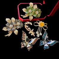 IG Style Simple Style Shiny Flower Butterfly Copper Plating Inlay Artificial Gemstones Zircon Unisex Brooches main image 1