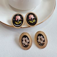 1 Pair Vintage Style Flower Plating Alloy Ear Studs main image 1