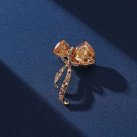 Sweet Bow Knot Copper Women's Brooches main image 1