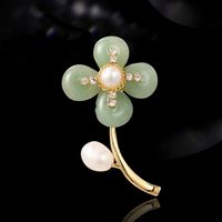 Elegant Flower Baroque Pearls Copper Women's Brooches main image 5