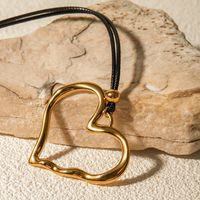 Stainless Steel 18K Gold Plated IG Style Heart Shape Necklace main image 3