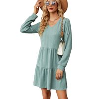 Women's Regular Dress Casual Classic Style V Neck Long Sleeve Solid Color Midi Dress Daily main image 3