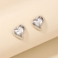 1 Pair Nordic Style Simple Style Heart Shape Alloy Ear Studs main image 4