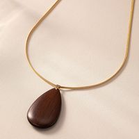 Classical Retro Classic Style Water Droplets Wood Copper Alloy Women's Pendant Necklace main image 5
