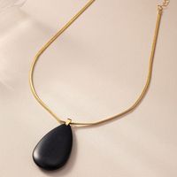 Classical Retro Classic Style Water Droplets Wood Copper Alloy Women's Pendant Necklace main image 10