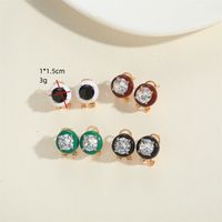 1 Pair Simple Style Round Inlay Copper Rhinestones 14K Gold Plated Ear Studs main image 2