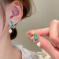 1 Pair Bridal Simple Style Butterfly Pearl Inlay Alloy Rhinestones Shell Gold Plated Drop Earrings main image 1