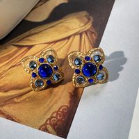 1 Pair Elegant Vintage Style French Style Flower Inlay Alloy Glass Pearl 18K Gold Plated Drop Earrings sku image 7