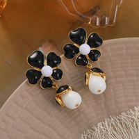 1 Pair Vintage Style French Style Commute Round Enamel Inlay Copper Pearl Zircon 18K Gold Plated Drop Earrings Ear Studs sku image 3