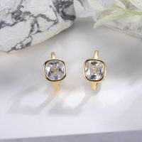 1 Par Casual Estilo Simple Geométrico Cobre Circón Chapados en oro de 18k Pendientes De Aro main image 1