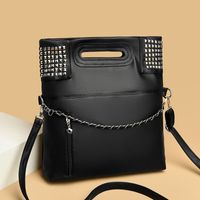 Women's Pu Leather Solid Color Classic Style Zipper Crossbody Bag main image 2