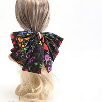 Frau Lässig Einfacher Stil Blume Bogenknoten Tuch Handgemacht Perle Haarklammer main image 4