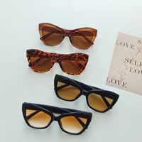 Streetwear Solid Color Pc Resin Special-Shaped Mirror Full Frame Women's Sunglasses main image 1