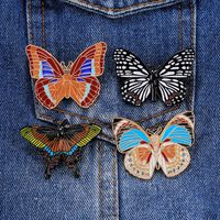 Elegant Simple Style Butterfly Moth Alloy Painted Enamel Plating Unisex Brooches main image 1