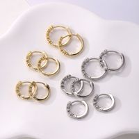 1 Pair Elegant Simple Style Flower Copper K Gold Plated White Gold Plated Hoop Earrings main image 3