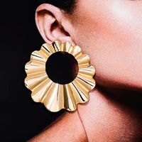 1 Pair Simple Style Geometric Frill Alloy Ear Studs main image 3