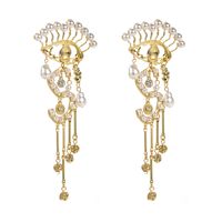1 Pair Retro Luxurious Round Eye Plating Inlay Alloy Resin Rhinestones Pearl Gold Plated Drop Earrings main image 6