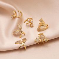 1 Pair Elegant Simple Style Leaf Star Copper Zircon 18K Gold Plated Ear Cuffs main image 8