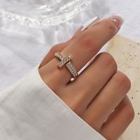Wholesale Jewelry Elegant Geometric Solid Color Alloy Rhinestones Gold Plated Asymmetrical Inlay Rings main image 1
