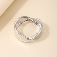 Nordic Style Irregular Solid Color Alloy Wholesale Bangle main image 4
