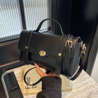 Women's Pu Leather Solid Color Classic Style Sewing Thread Flip Cover Handbag sku image 2