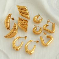 1 Paire Élégant Style Vintage Triangle Croissant Rhombe Plissé Acier Au Titane Plaqué Or 18K Boucles D'Oreilles main image 10