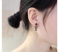 1 Pair Simple Style Fish Plating Inlay Copper Zircon Ear Studs main image 5
