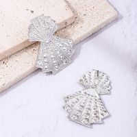 1 Pair Simple Style Commute Shell Alloy Drop Earrings main image 4