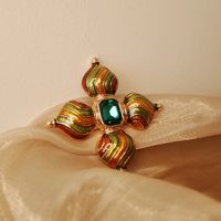 Retro Ethnic Style Animal Flower Bow Knot Alloy Plating Inlay Rhinestones Pearl Women's Brooches main image 2
