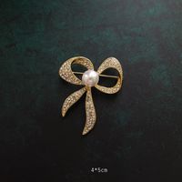 Retro Ethnic Style Animal Flower Bow Knot Alloy Plating Inlay Rhinestones Pearl Women's Brooches sku image 10