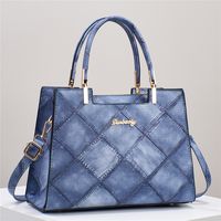Women's Medium Pu Leather Argyle Classic Style Zipper Handbag main image 3