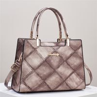 Women's Medium Pu Leather Argyle Classic Style Zipper Handbag sku image 5