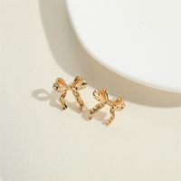 1 Paire Style Vintage Style Simple Commuer Forme De Cœur Noeud D'Arc Incruster Le Cuivre Zircon Plaqué Or 14K Boucles D'oreilles Boucles D'Oreilles sku image 1