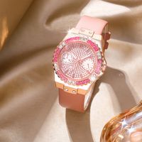 Casual Heart Shape Buckle Quartz Women's Watches main image 4